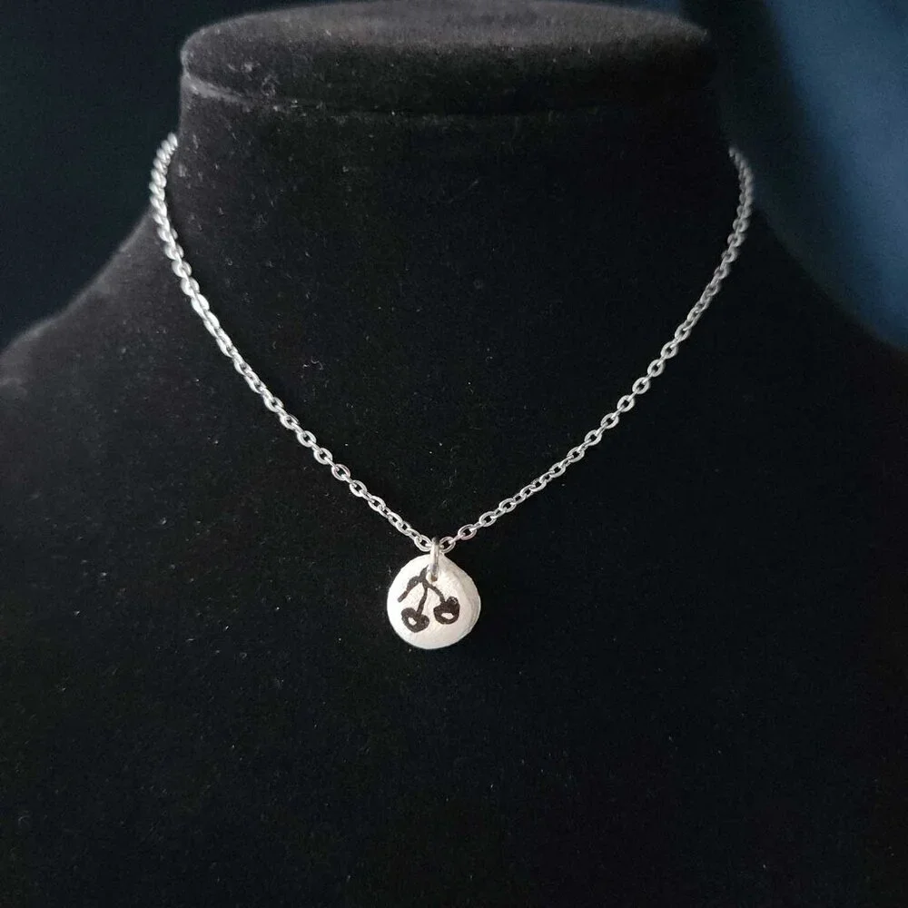 Dainty mini black cherry necklace with a small silver chain - Picture 2 of 14